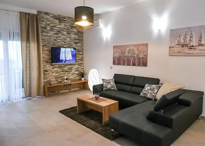 Paula 别墅 奥帕提亚